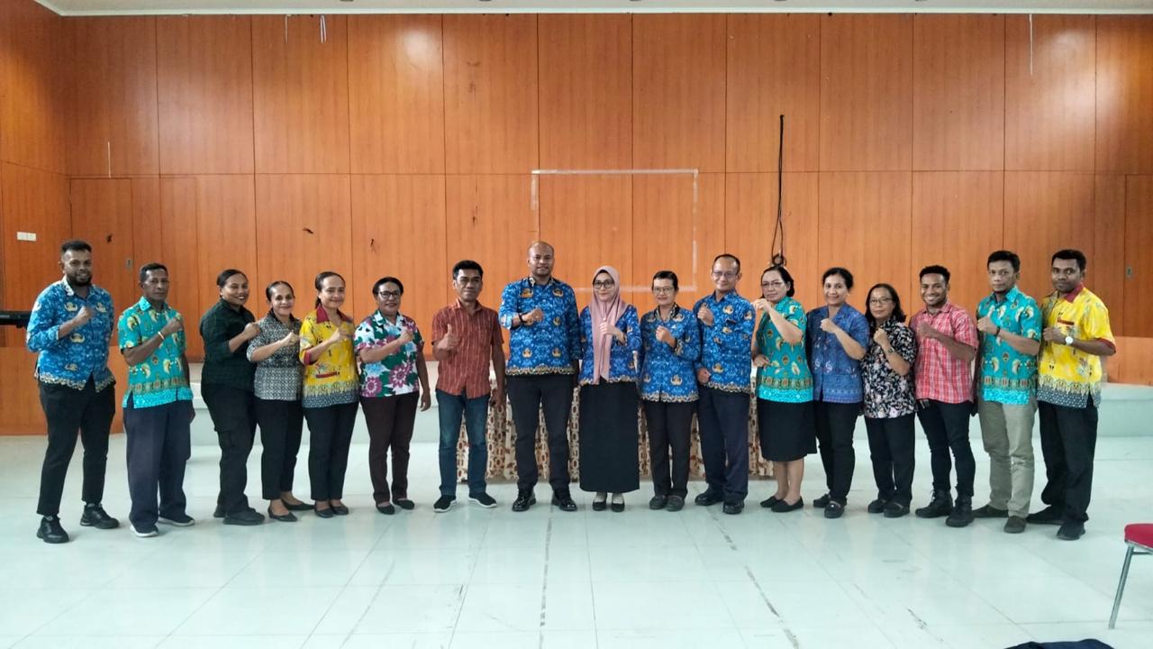 Pertemuan antara Plt. Sekretaris Dishub dan Staf Bidang Sekretariat